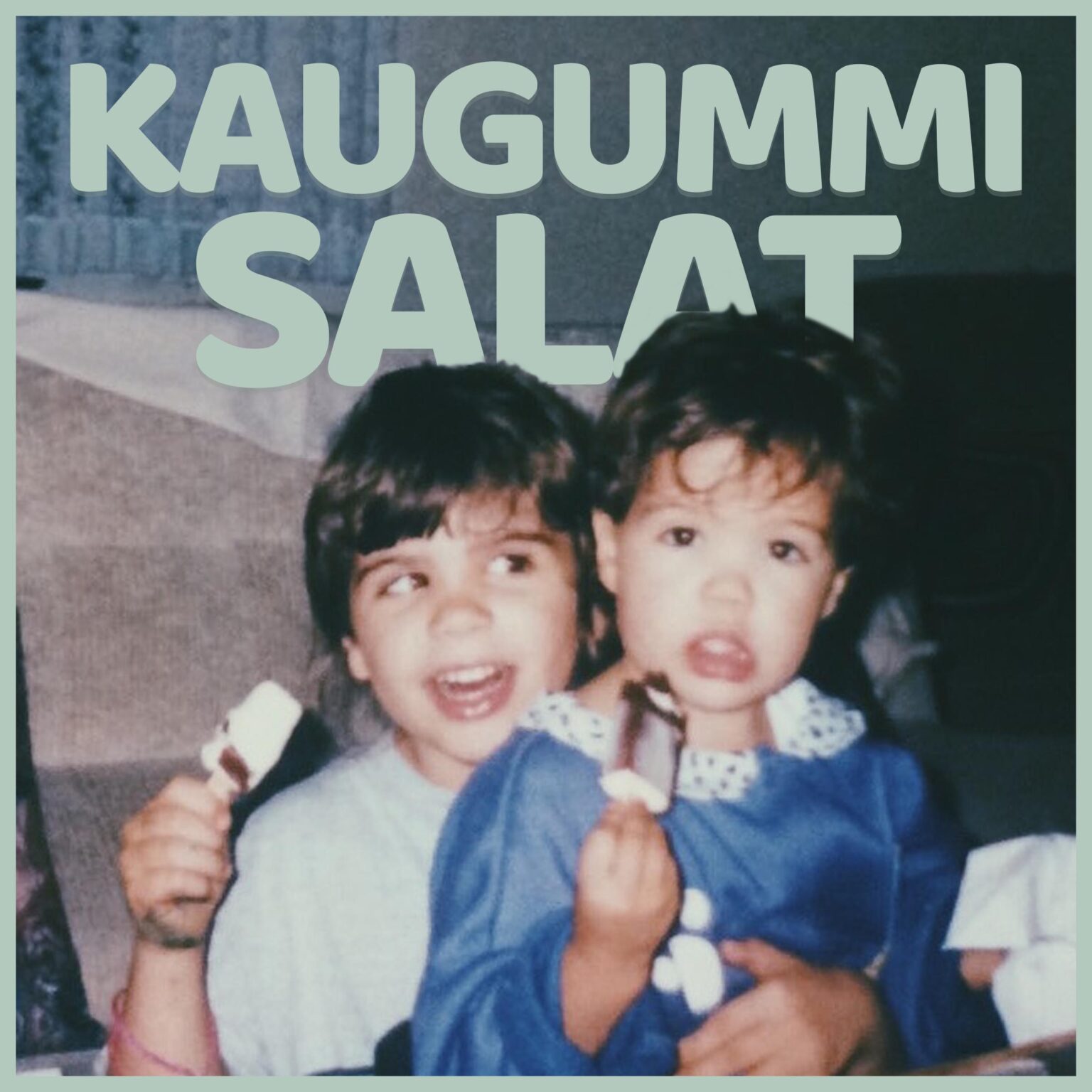 Kaugummisalat ist ein Podcast über das bunte, manchmal klebrige und oft chaotische Leben – mit Themen aus der Psychologie und einer Prise Poesie.